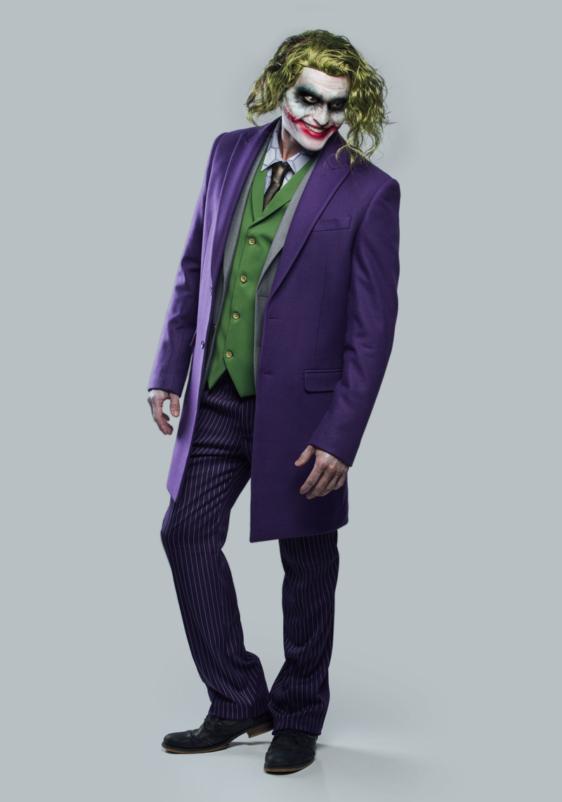 Illustration for article titled These Comic Book Formal Suits Are Wonderfully Bonkers